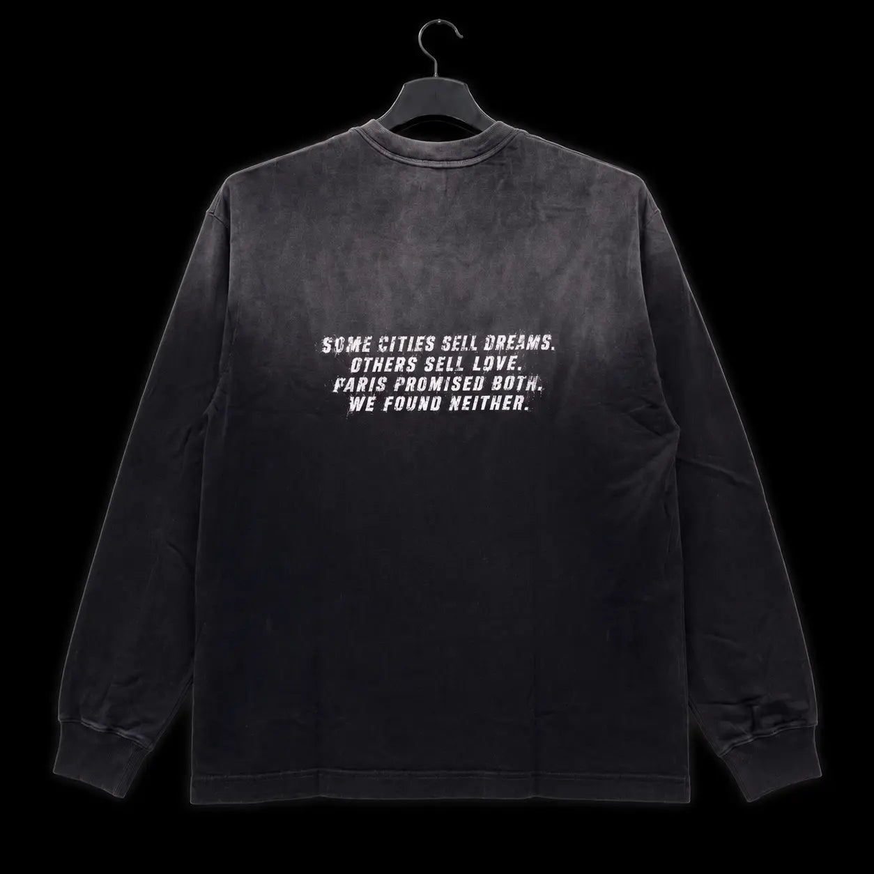 “NO LOVE IN PARIS” TEE