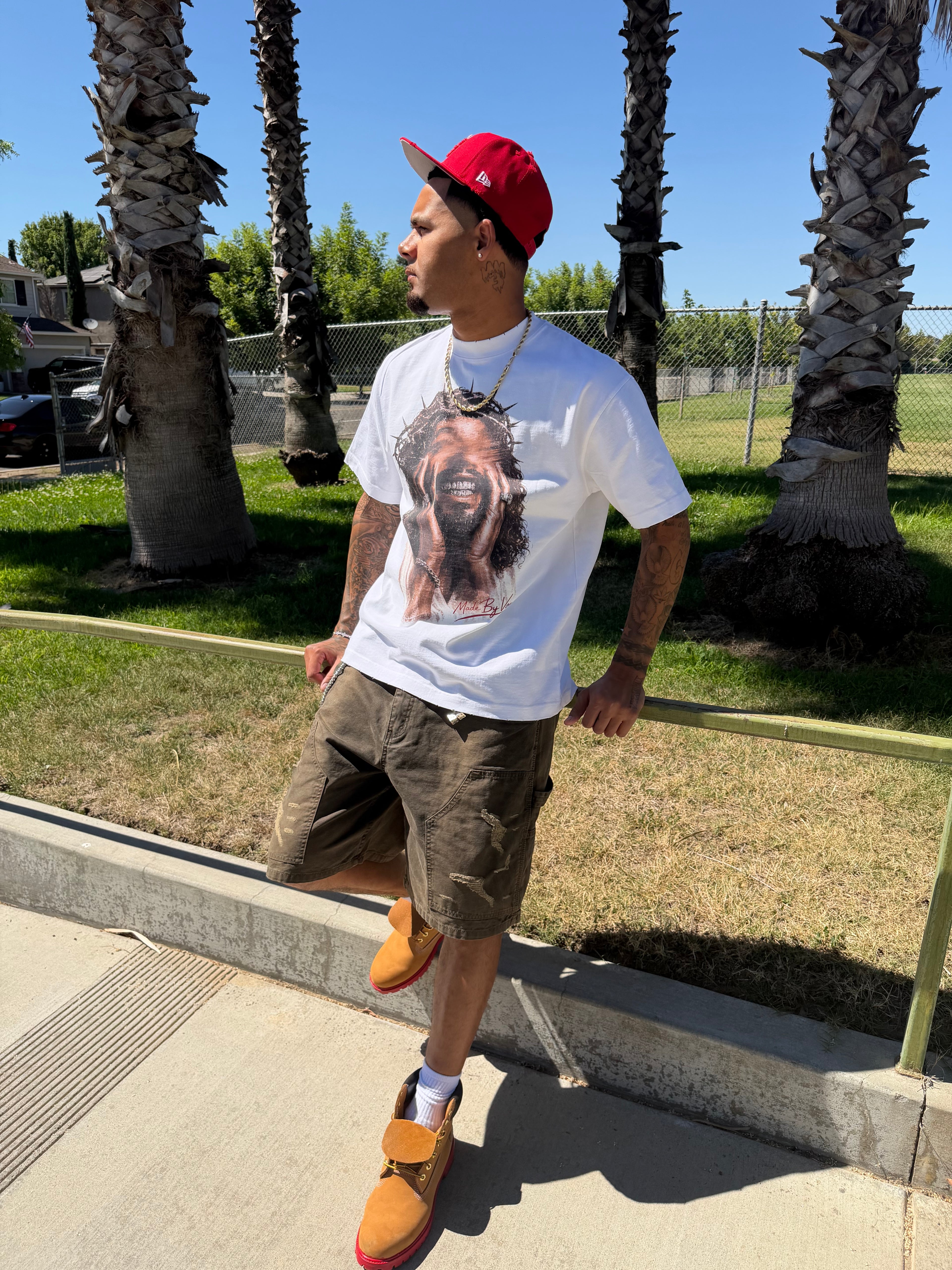 JESUS tee