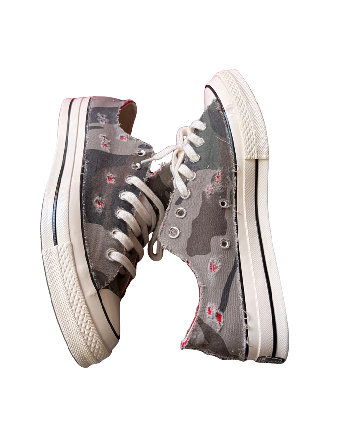RED CAMO CHUCK 70S