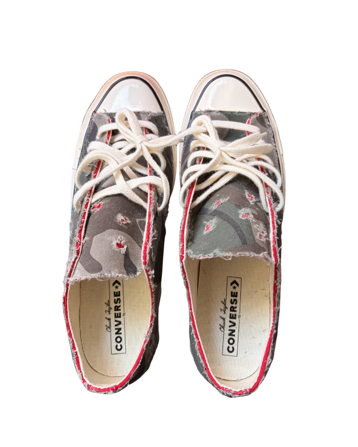 RED CAMO CHUCK 70S