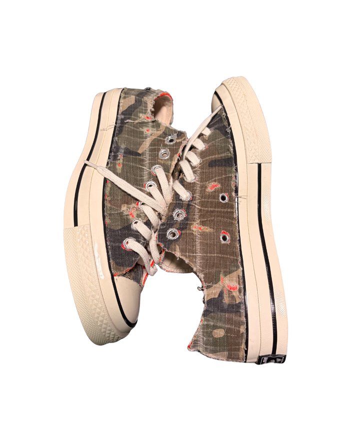 ORANGE CAMO CHUCK 70S